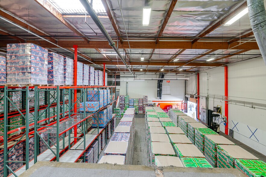 More Photos Of 9142 Independence Ave, Chatsworth Manufacturing For Sale
