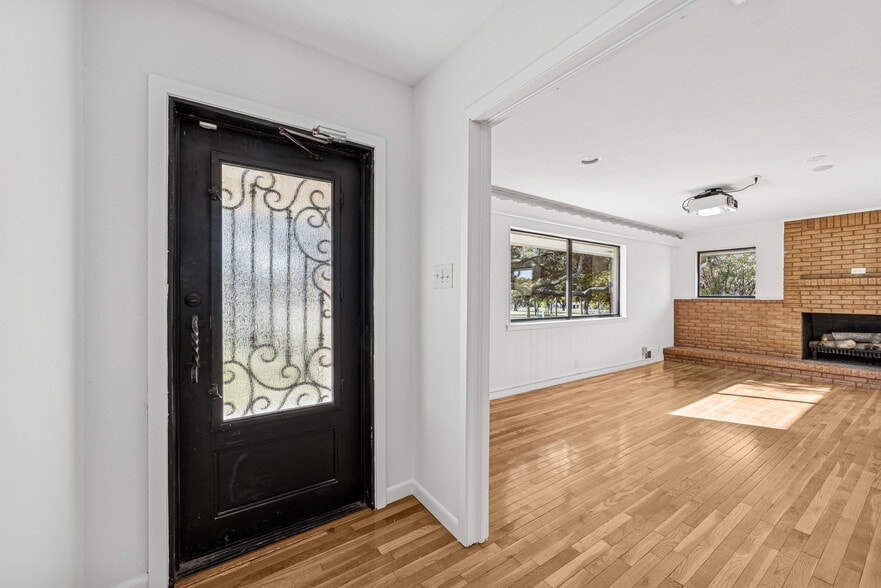 More Photos Of 7790 Main St, Frisco Office Residential For Sale