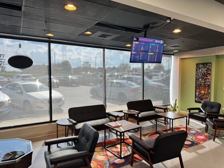 More Photos Of 2140 Lawndale Dr, Greensboro Storefront For Lease