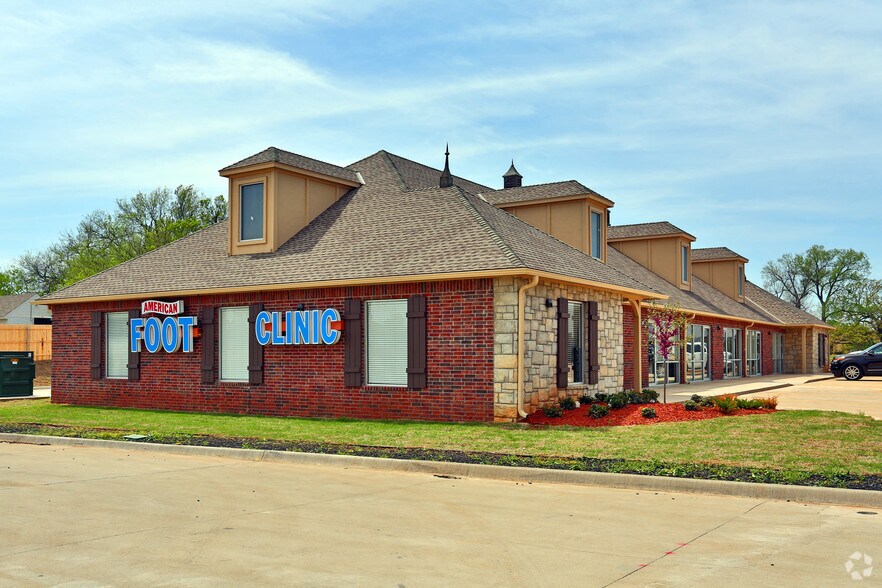Primary Photo Of 5480 Main, Del City Office For Sale