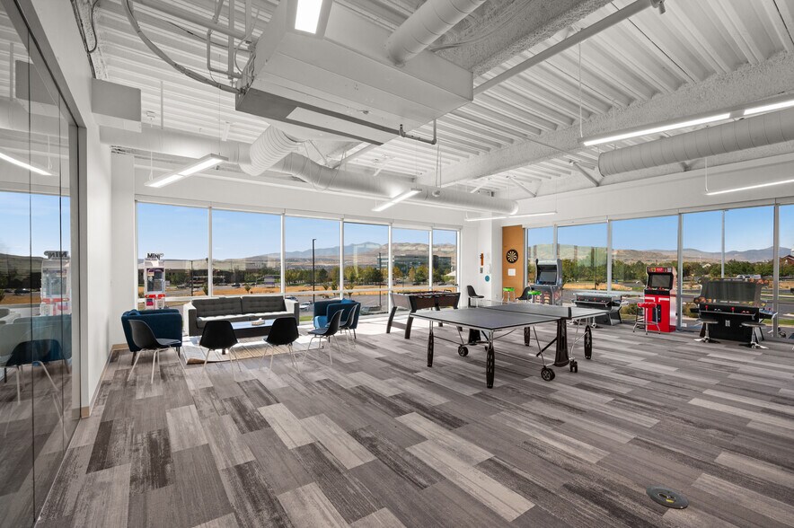 More Photos Of 2000 W Ashton Blvd, Lehi Office For Lease