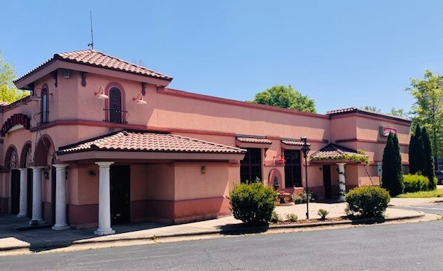 More Photos Of 6010 Landmark Center Blvd, Greensboro Restaurant For Sale