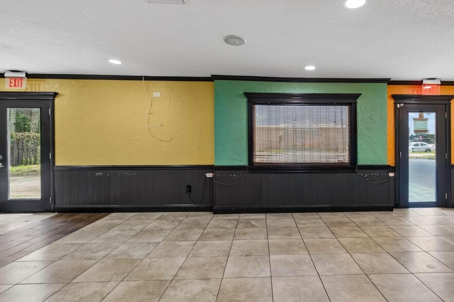 More Photos Of 102 Phillips Dairy Rd, Palatka Restaurant For Sale