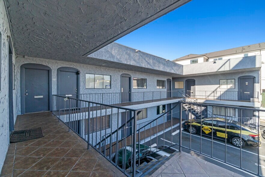 More Photos Of 1436 S La Cienega Blvd, Los Angeles Office For Sale