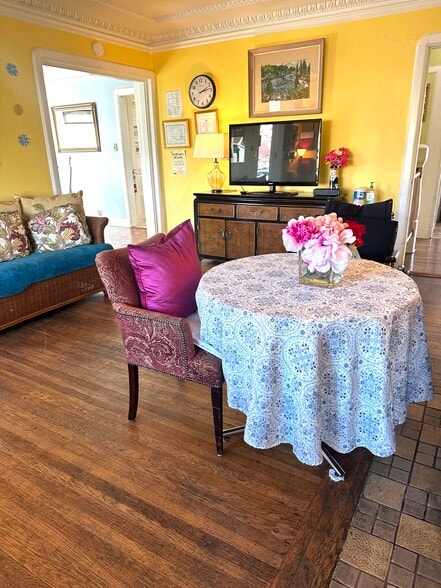 More Photos Of 423 McLaughlin St, Richmond Healthcare For Sale