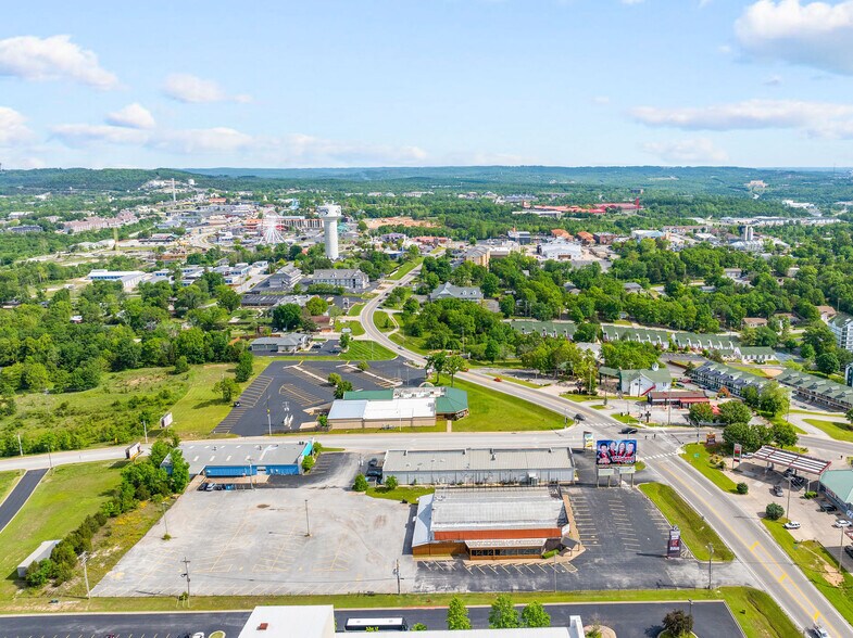 More Photos Of 625 State Hwy 165, Branson Theater Concert Hall For Sale
