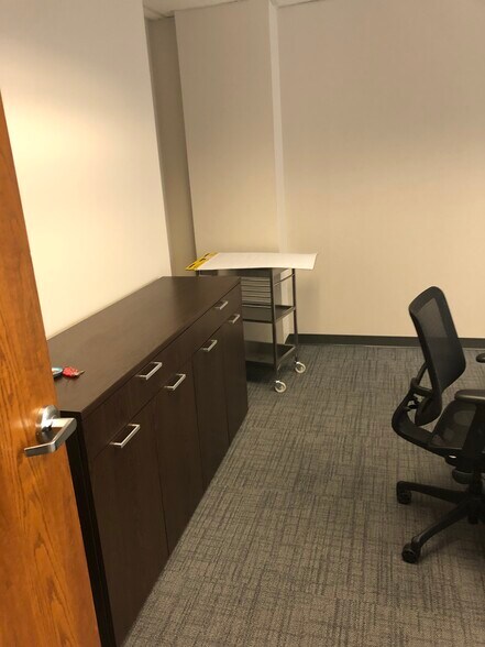 More Photos Of 22 N Front St, Memphis Office For Lease