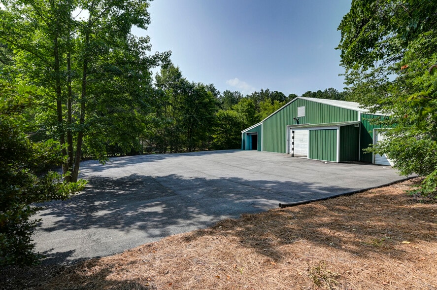 More Photos Of 1901 Hollingshed Rd, Irmo Warehouse For Sale