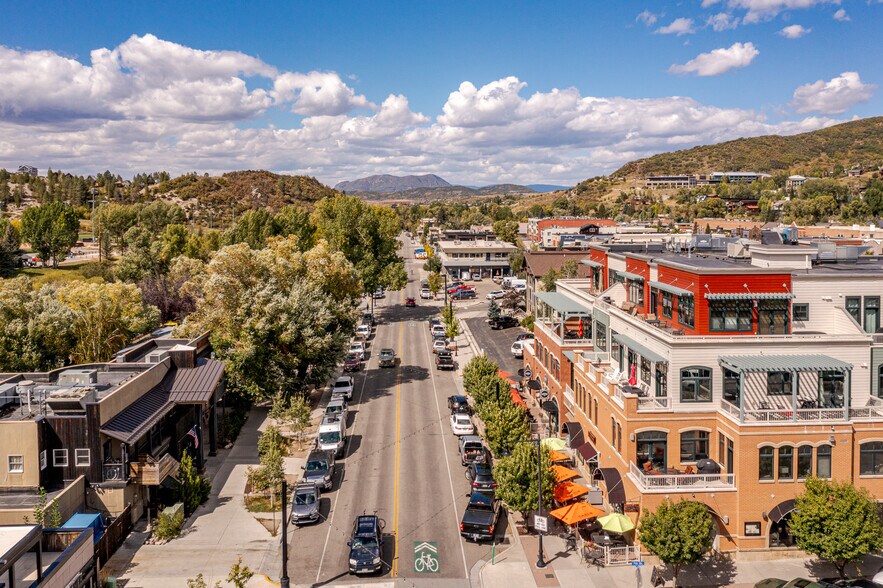 More Photos Of 700 Yampa, Steamboat Springs Restaurant For Sale