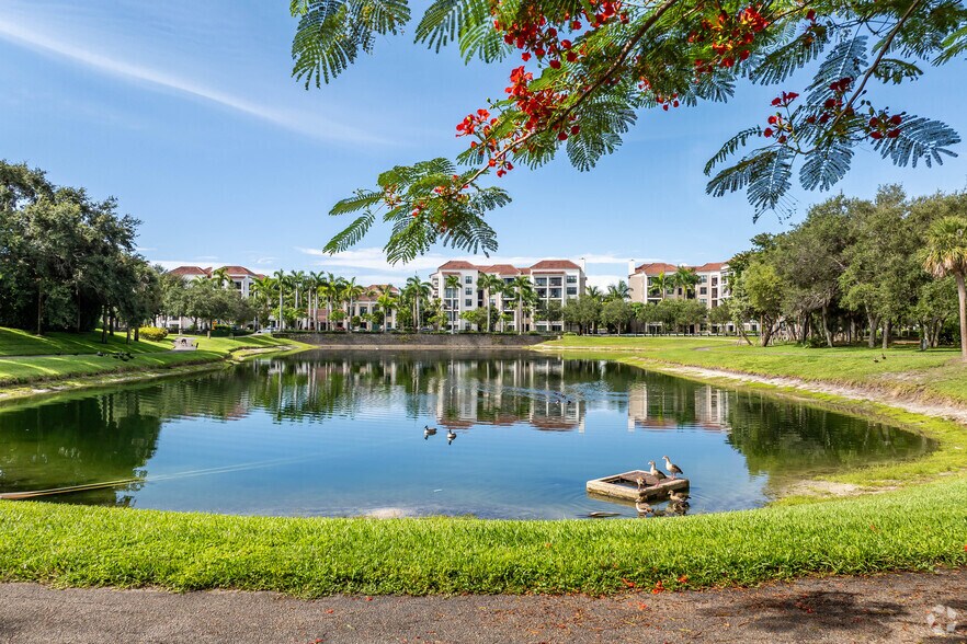 More Photos Of 900 Broken Sound Pky NW, Boca Raton Office For Lease