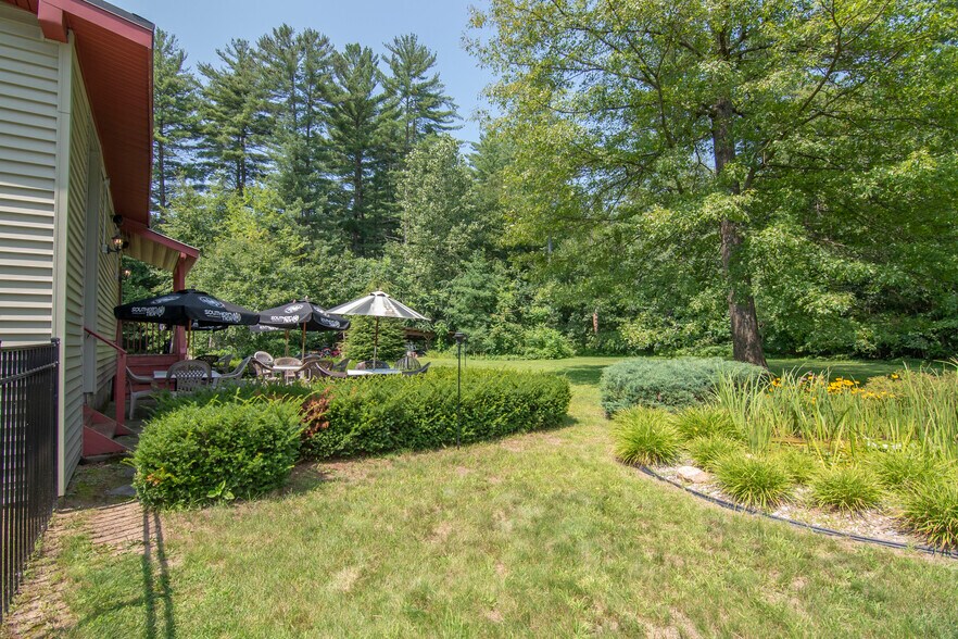 More Photos Of 910 Rock City Rd, Ballston Spa Restaurant For Sale