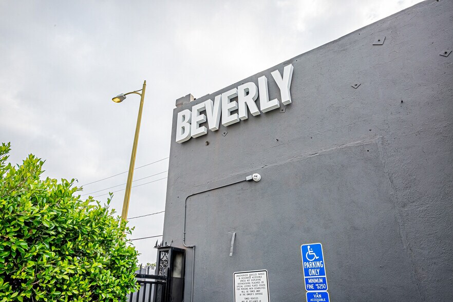 More Photos Of 3211 Beverly Blvd, Los Angeles General Retail For Sale