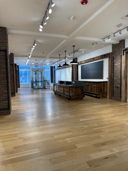 Primary Photo Of 1 Church St, Burlington Office For Lease