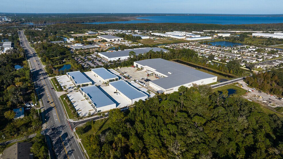 More Photos Of 375 Monroe Rd, Sanford Unknown For Lease