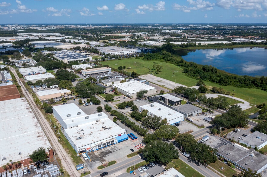 More Photos Of 7335 Lake Ellenor Dr, Orlando Office For Sale