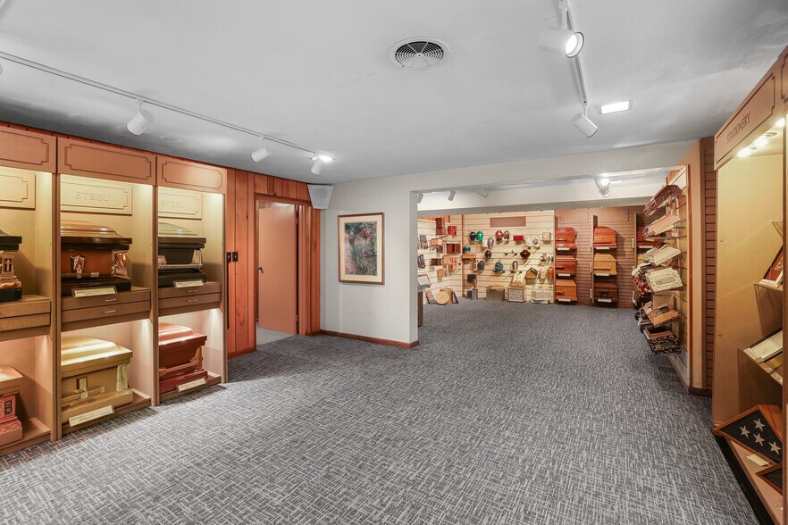 More Photos Of 1801 Commerce Blvd, Mound Funeral Home For Sale