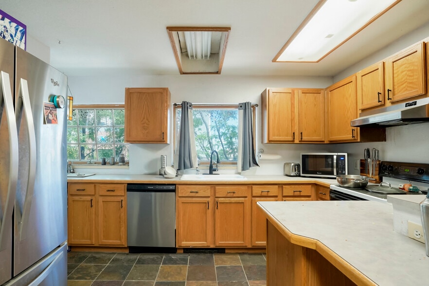 More Photos Of 3264 Larimer St, Denver Restaurant For Sale