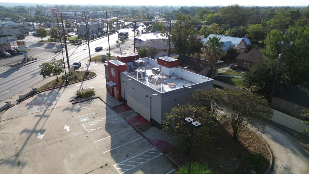 More Photos Of 2319 Fredericksburg Rd, San Antonio Fast Food For Sale