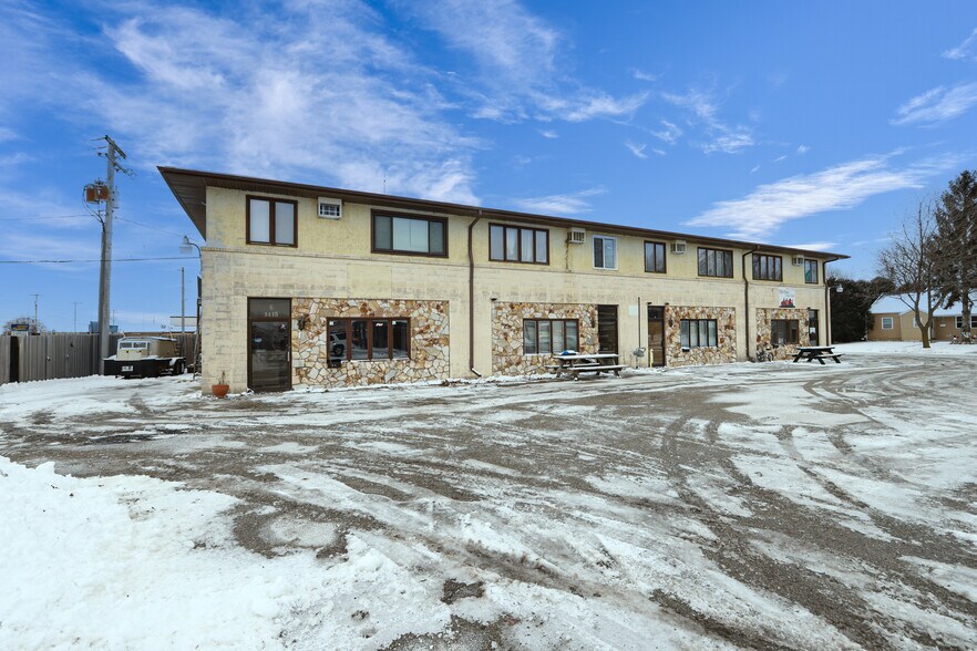Primary Photo Of 1415-1425 W Kamps Ave, Appleton Office Residential For Lease