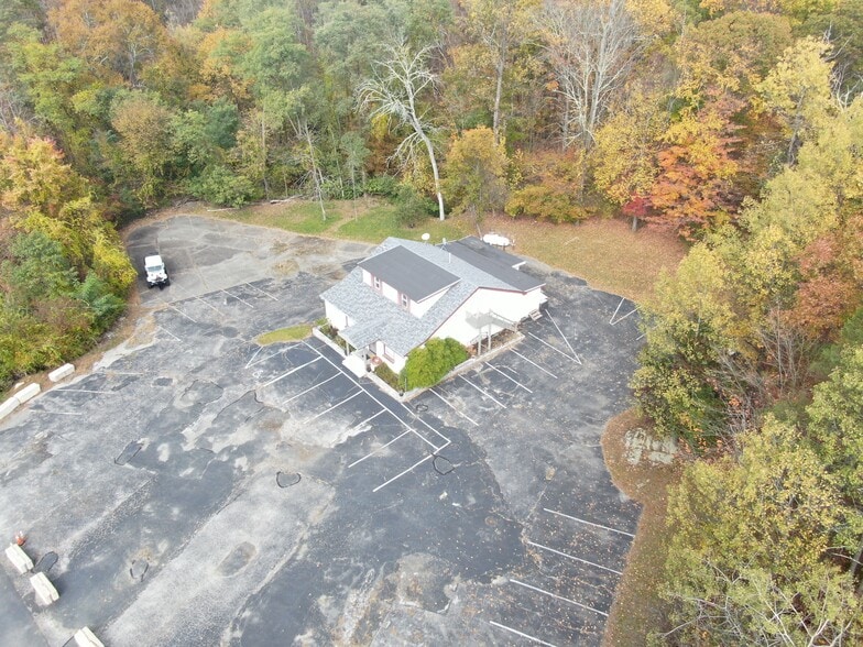 More Photos Of 409 Woodport Rd, Sparta Freestanding For Sale