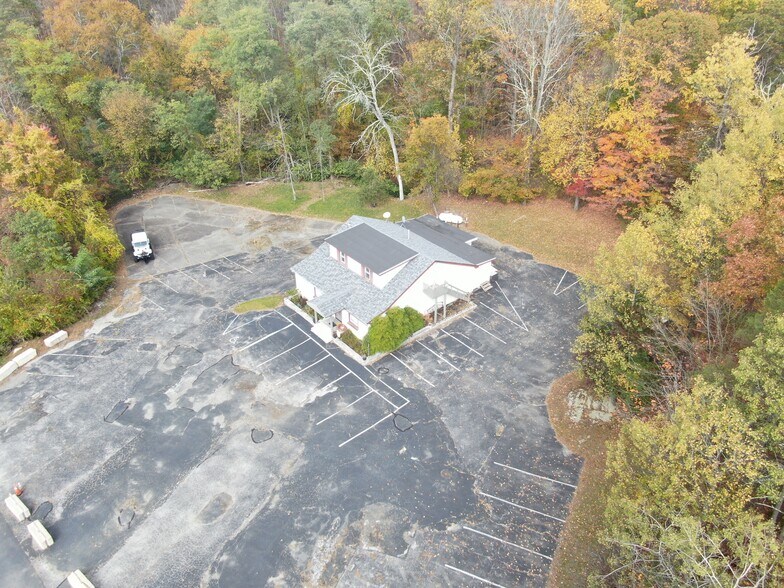 More Photos Of 409 Woodport Rd, Sparta Freestanding For Sale