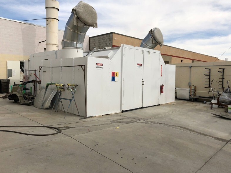 More Photos Of 285 W Radio Rd, Palm Springs Service For Sale