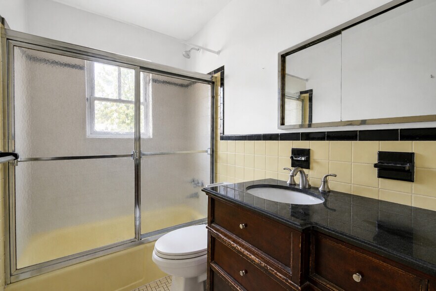 More Photos Of 5834 Fieldston Rd, Bronx Apartments For Sale