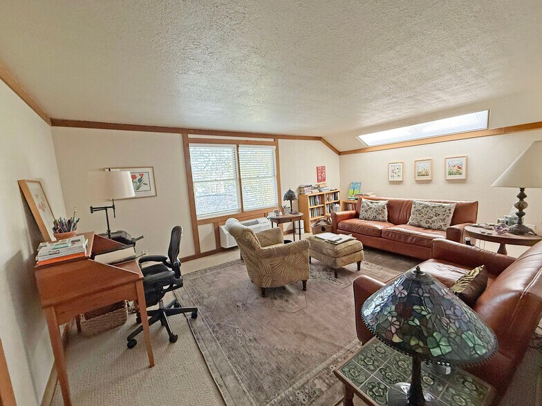 More Photos Of 1025 5th St, Novato Office For Sale
