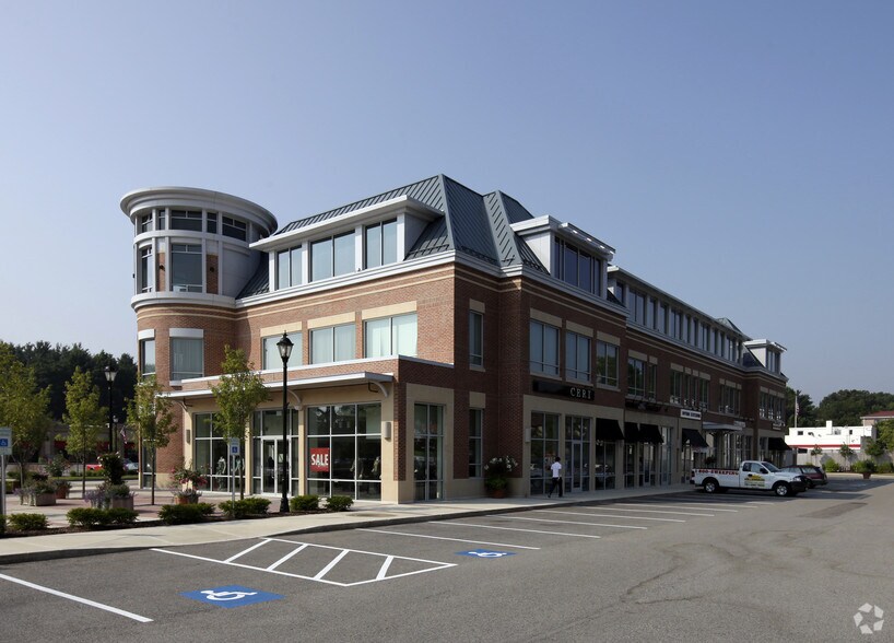 More Photos Of 180 Linden St, Wellesley Office For Lease