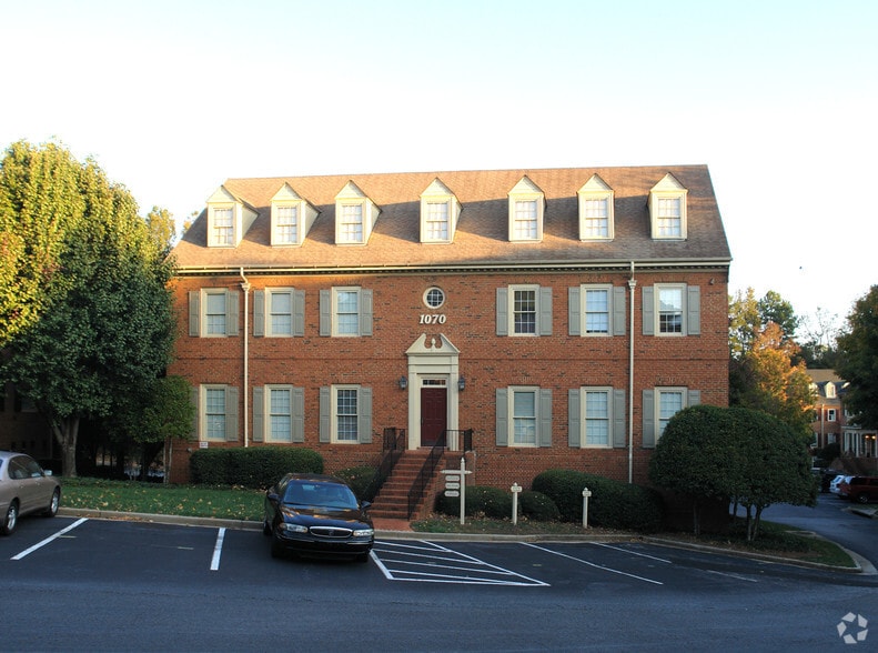Primary Photo Of 1070 Cambridge Sq, Alpharetta Office For Sale