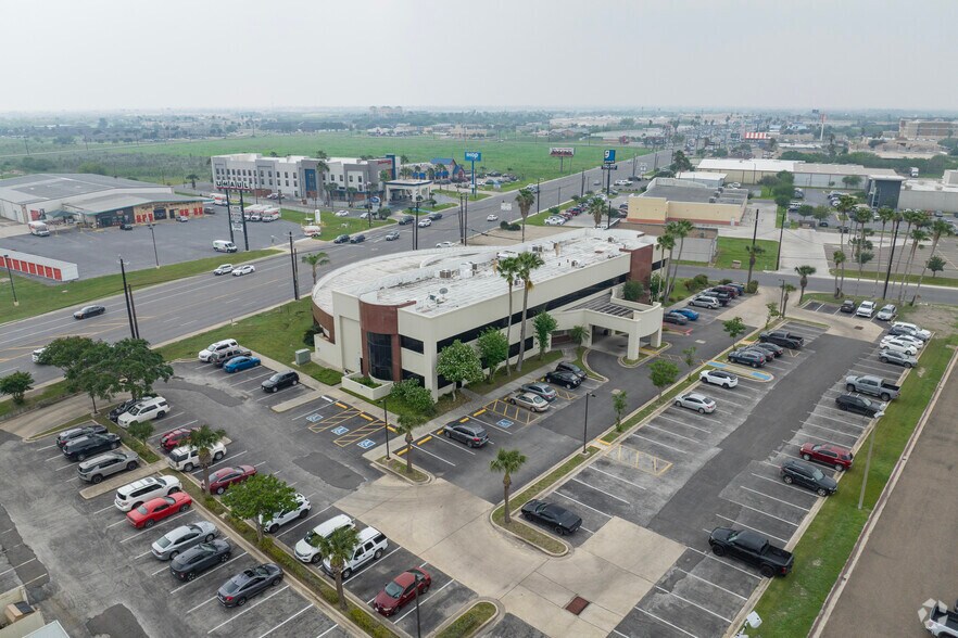 More Photos Of 1205 N Ed Carey Dr, Harlingen Office For Lease