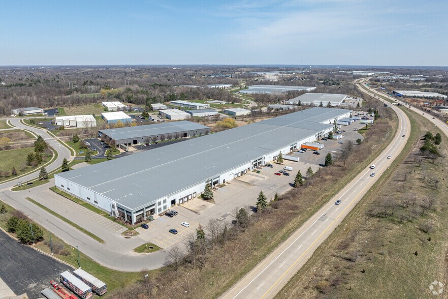 More Photos Of 3056 Walker Ridge Dr NW, Grand Rapids Manufacturing For Lease