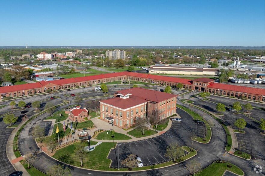 More Photos Of 1-610 Quartermaster Ct, Jeffersonville Storefront For Lease