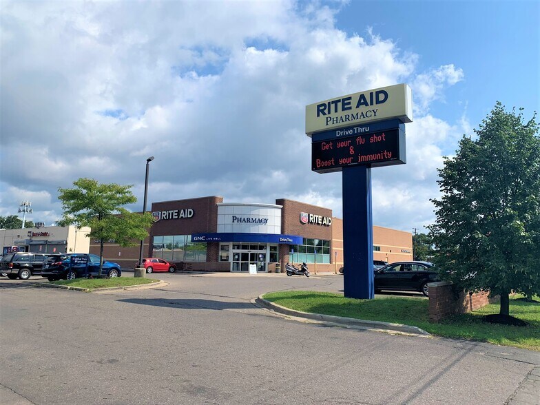More Photos Of 18430 Fenkell St, Detroit Drugstore For Sale