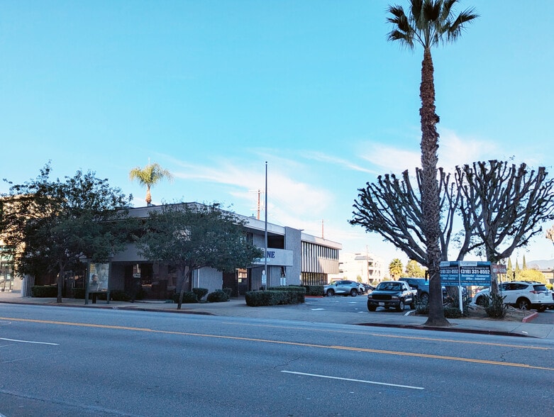 More Photos Of 14827 Ventura Blvd, Sherman Oaks Medical For Lease