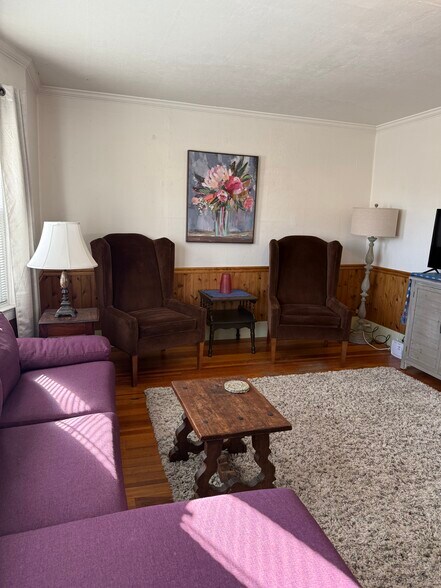 More Photos Of 142 NW Front St, Prairie City Specialty For Sale