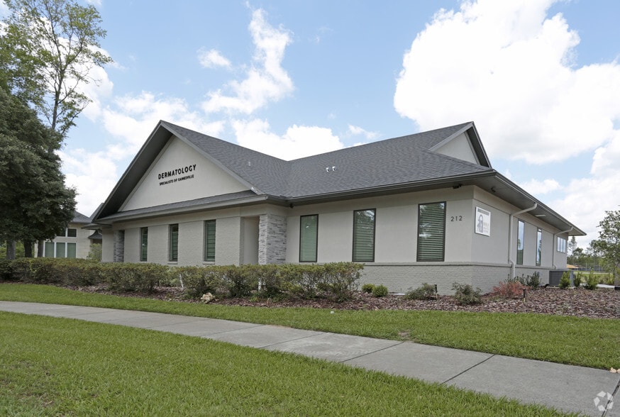 More Photos Of 212 NW 135th Way, Newberry Office For Lease