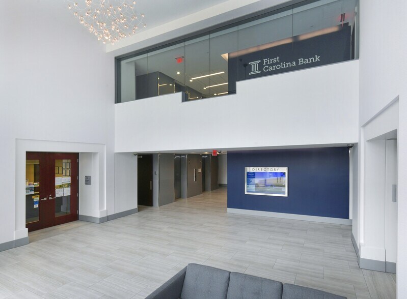 More Photos Of 2626 Glenwood Ave, Raleigh Office For Lease