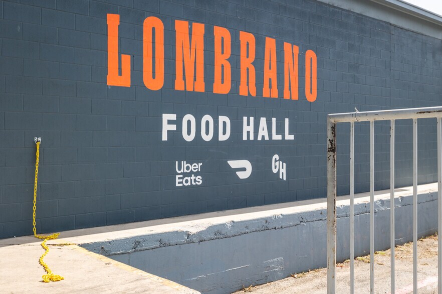 More Photos Of 427 Lombrano St, San Antonio Manufacturing For Lease