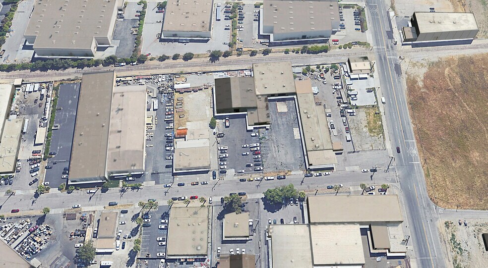 More Photos Of 765 S Lugo Ave, San Bernardino Warehouse For Lease