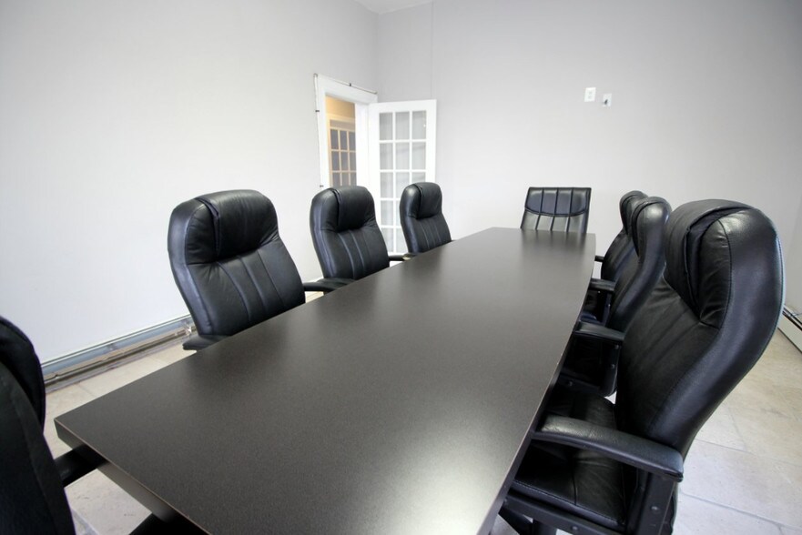 More Photos Of 119-123 E Main St, Moorestown Office Residential For Lease