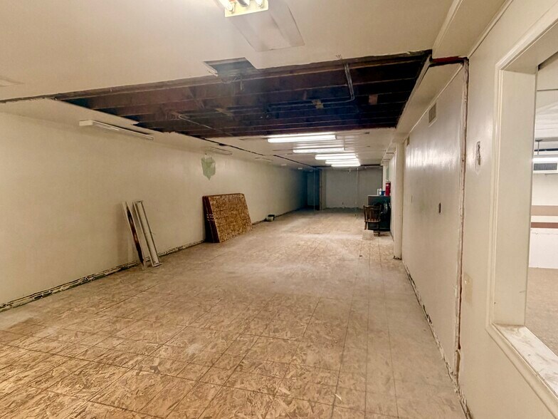More Photos Of 202 Main Ave S, Twin Falls Coworking Space