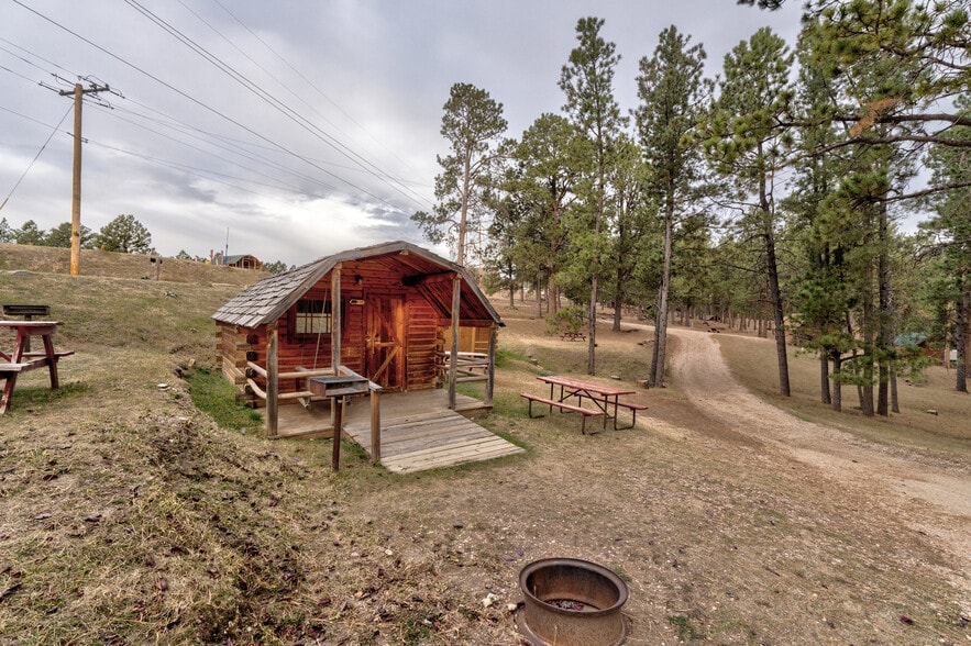 More Photos Of 1116 N 5th St, Custer Trailer Camper Park For Sale