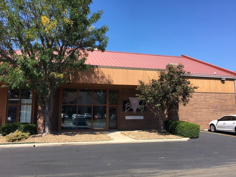 More Photos Of 1550-1570 E Battlefield St, Springfield Unknown For Lease