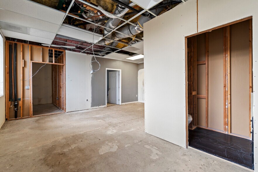 More Photos Of 871 Coleman Ave, San Jose Office For Lease