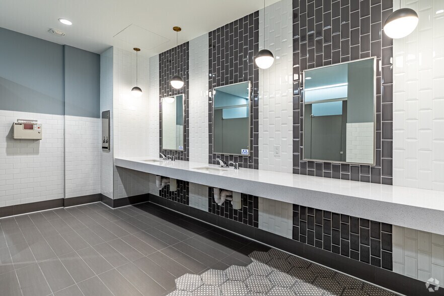 More Photos Of 428 Minnesota St, Saint Paul Office For Lease