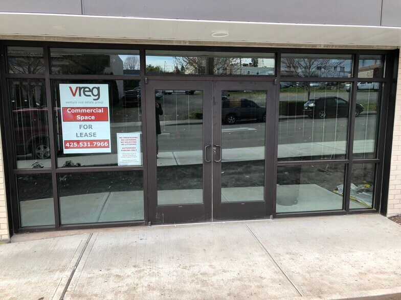 More Photos Of 22525 7th Ave S, Des Moines Apartments For Lease