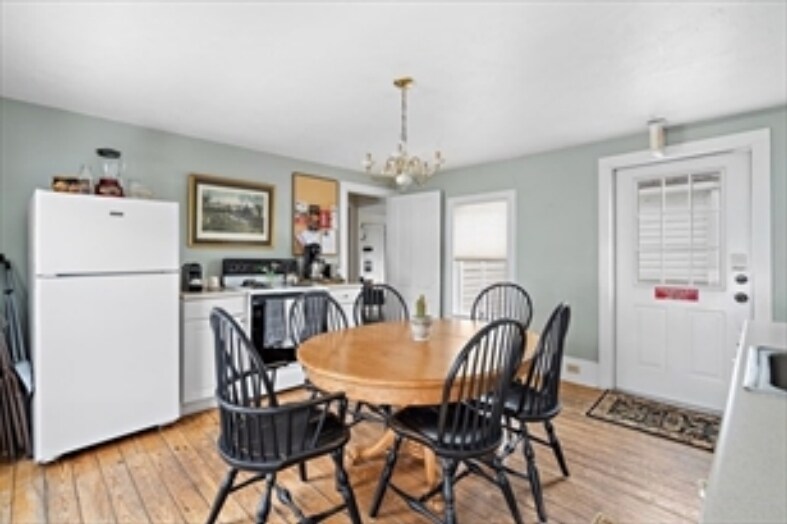 More Photos Of 353 Boston Post Rd, Sudbury Office For Lease