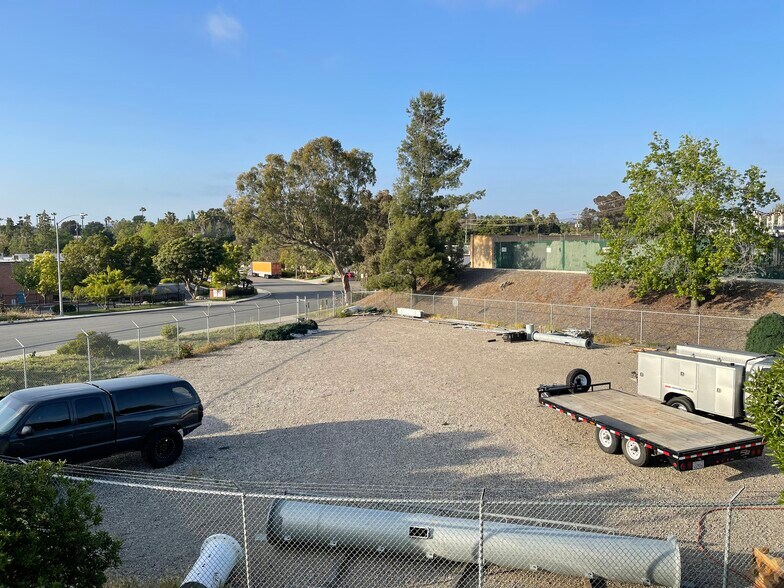 More Photos Of 429 Industrial Way, Fallbrook Light Manufacturing For Lease