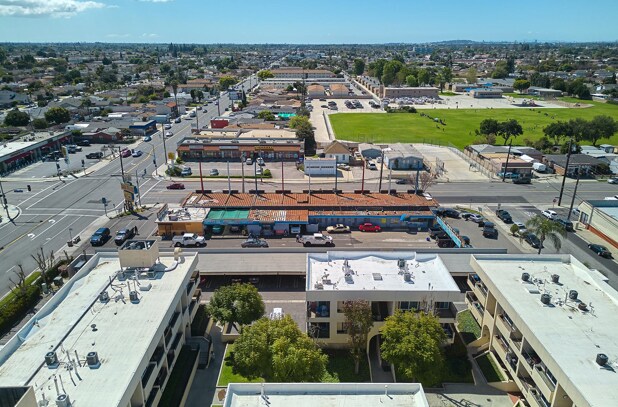 More Photos Of 14755 Bellflower Blvd, Bellflower Carwash For Sale